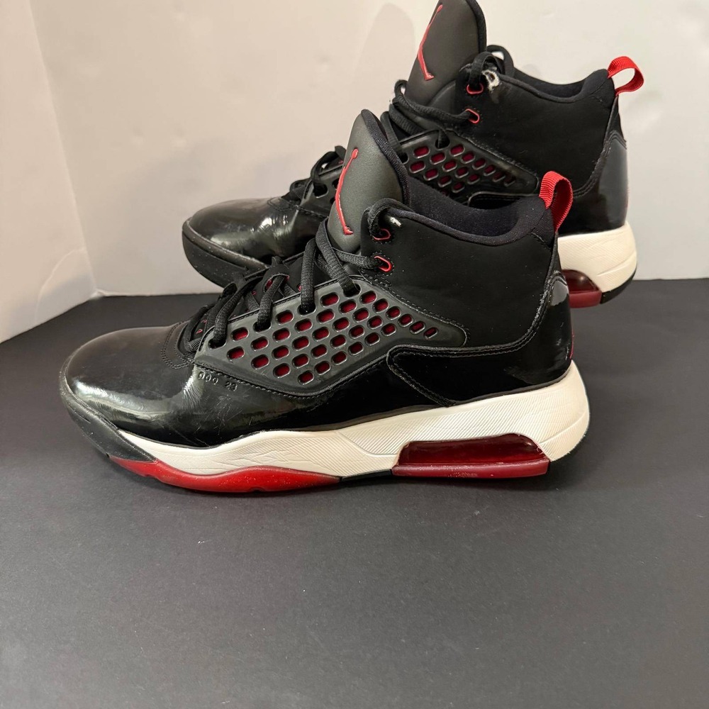 Jordan Max Aura 2 Mens Basketball Shoes Black Red Patent Leather Size 10 - Picture 14 of 16